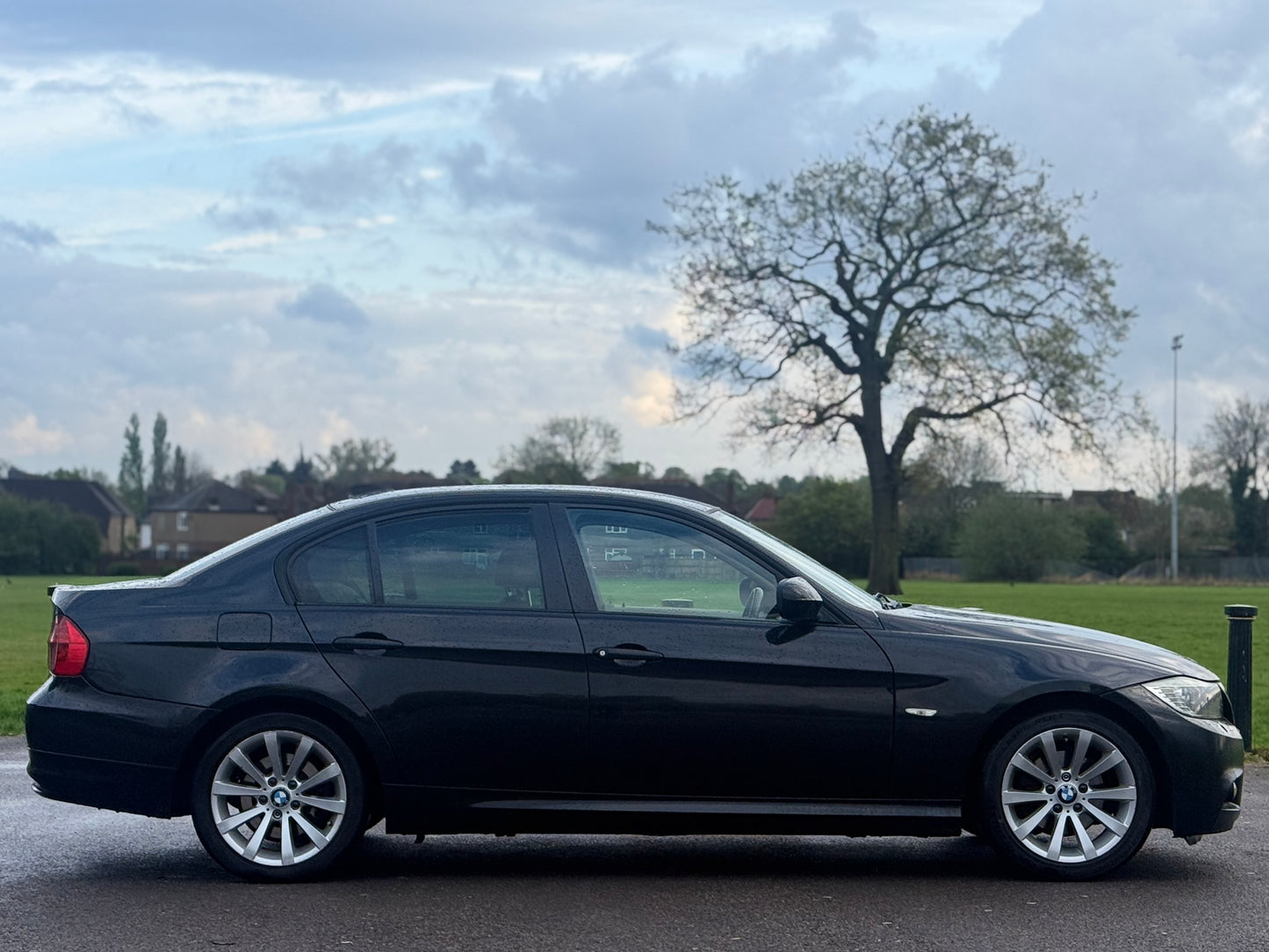 BMW 3 SERIES 320i SE Business Edition 4dr