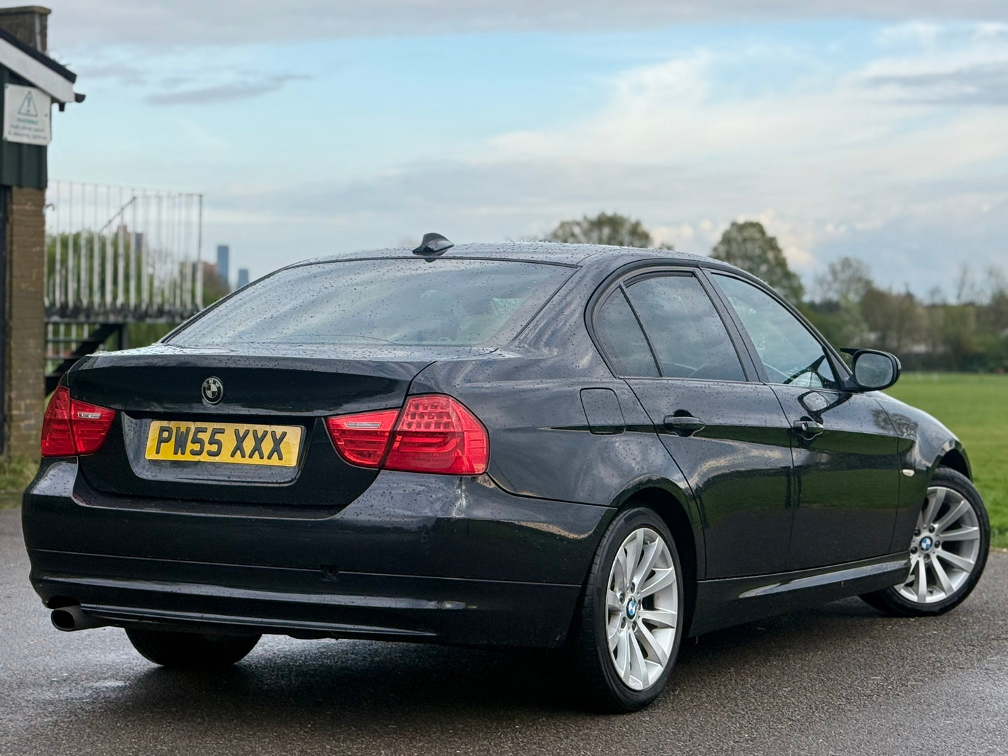 BMW 3 SERIES 320i SE Business Edition 4dr