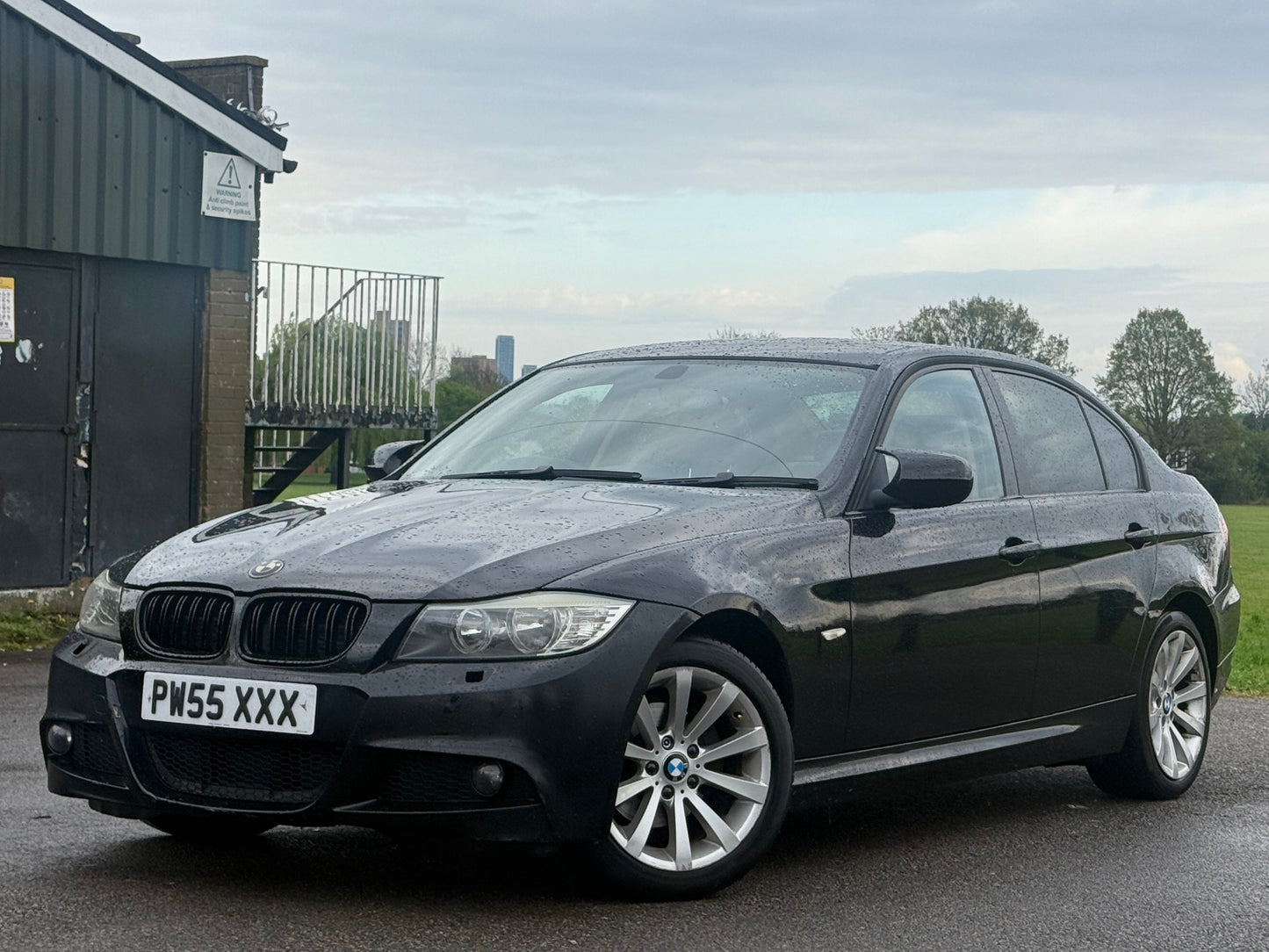 BMW 3 SERIES 320i SE Business Edition 4dr