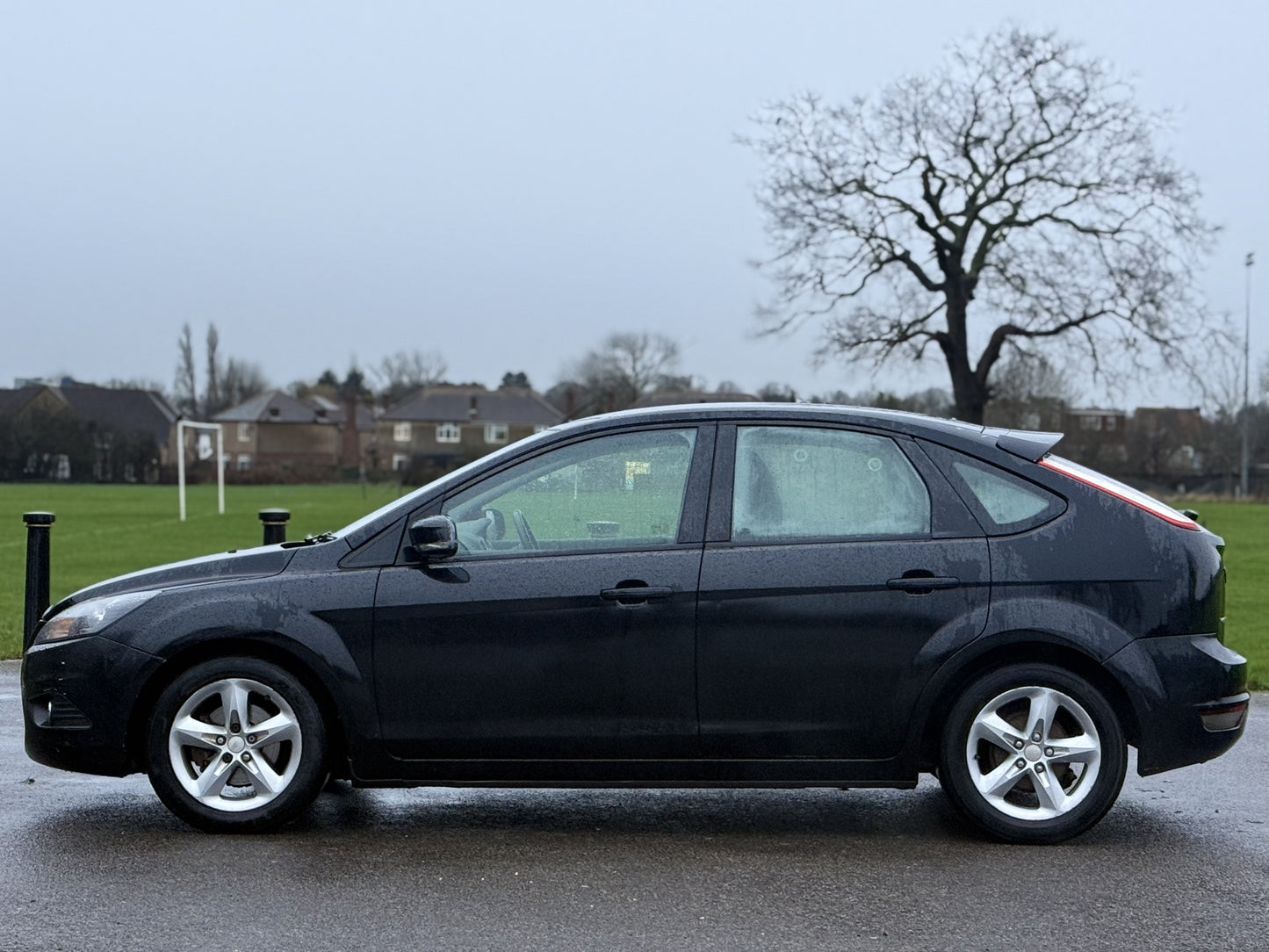 FORD FOCUS 1.6 Zetec 5dr Auto