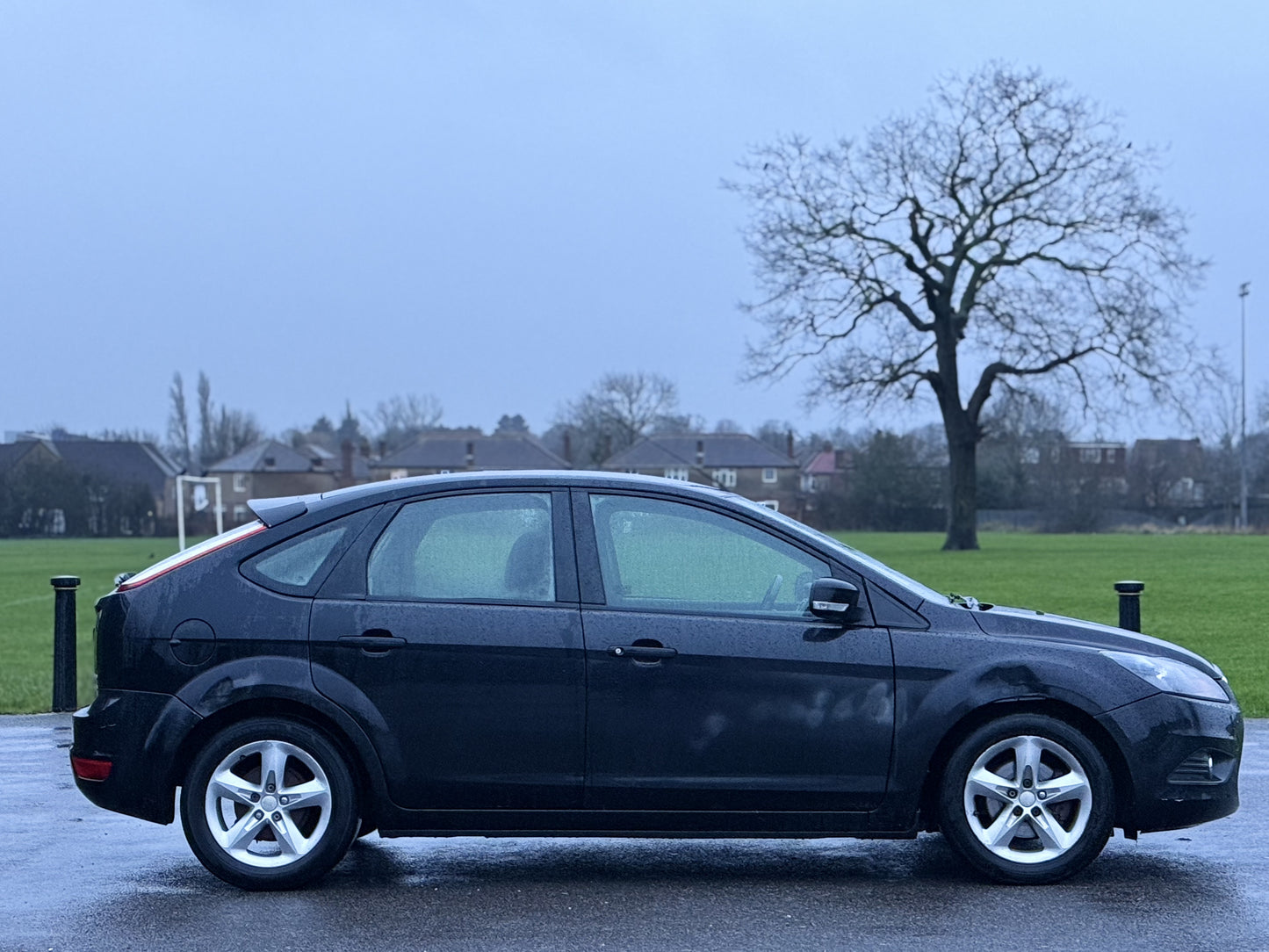 FORD FOCUS 1.6 Zetec 5dr Auto