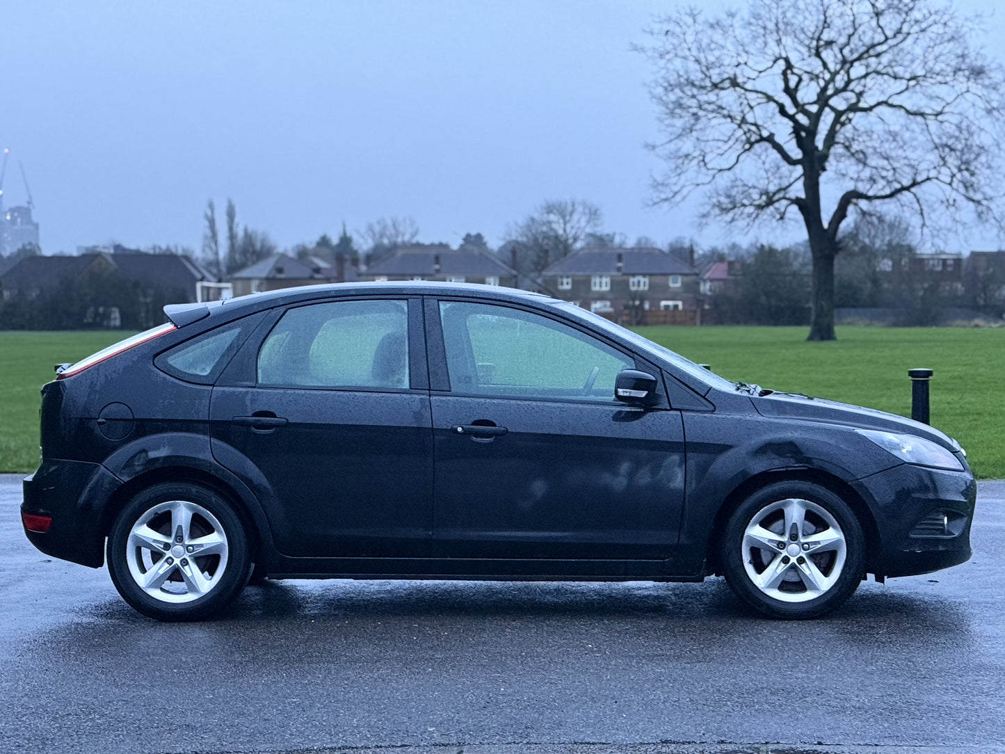 FORD FOCUS 1.6 Zetec 5dr Auto