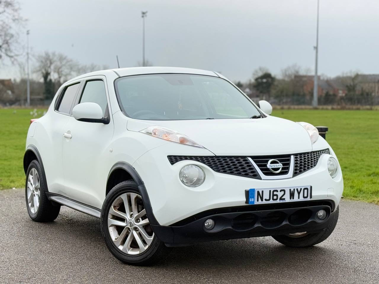 NISSAN JUKE 1.6 Acenta 5dr [Premium Pack]