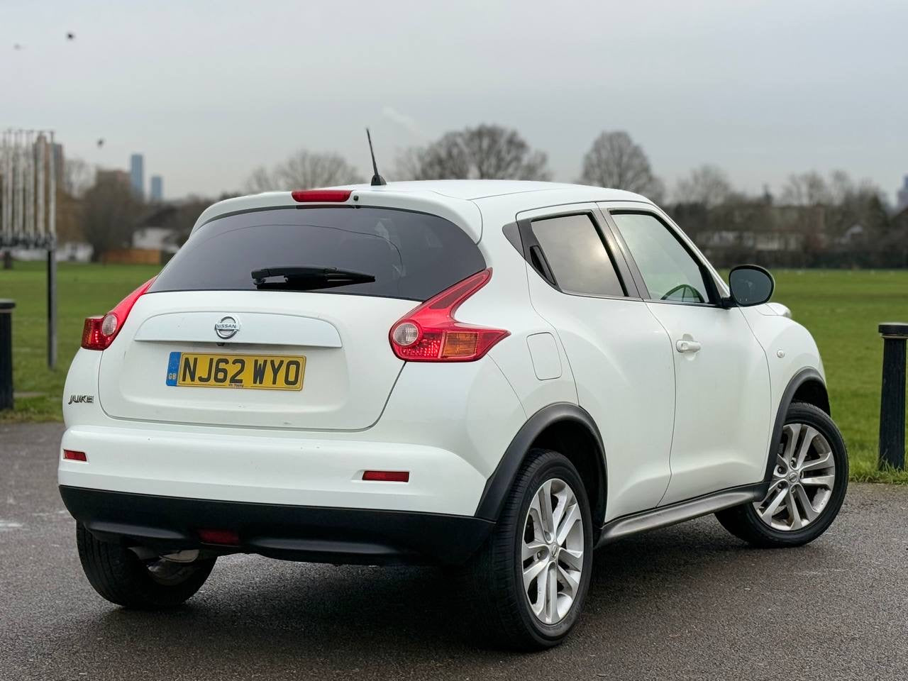 NISSAN JUKE 1.6 Acenta 5dr [Premium Pack]