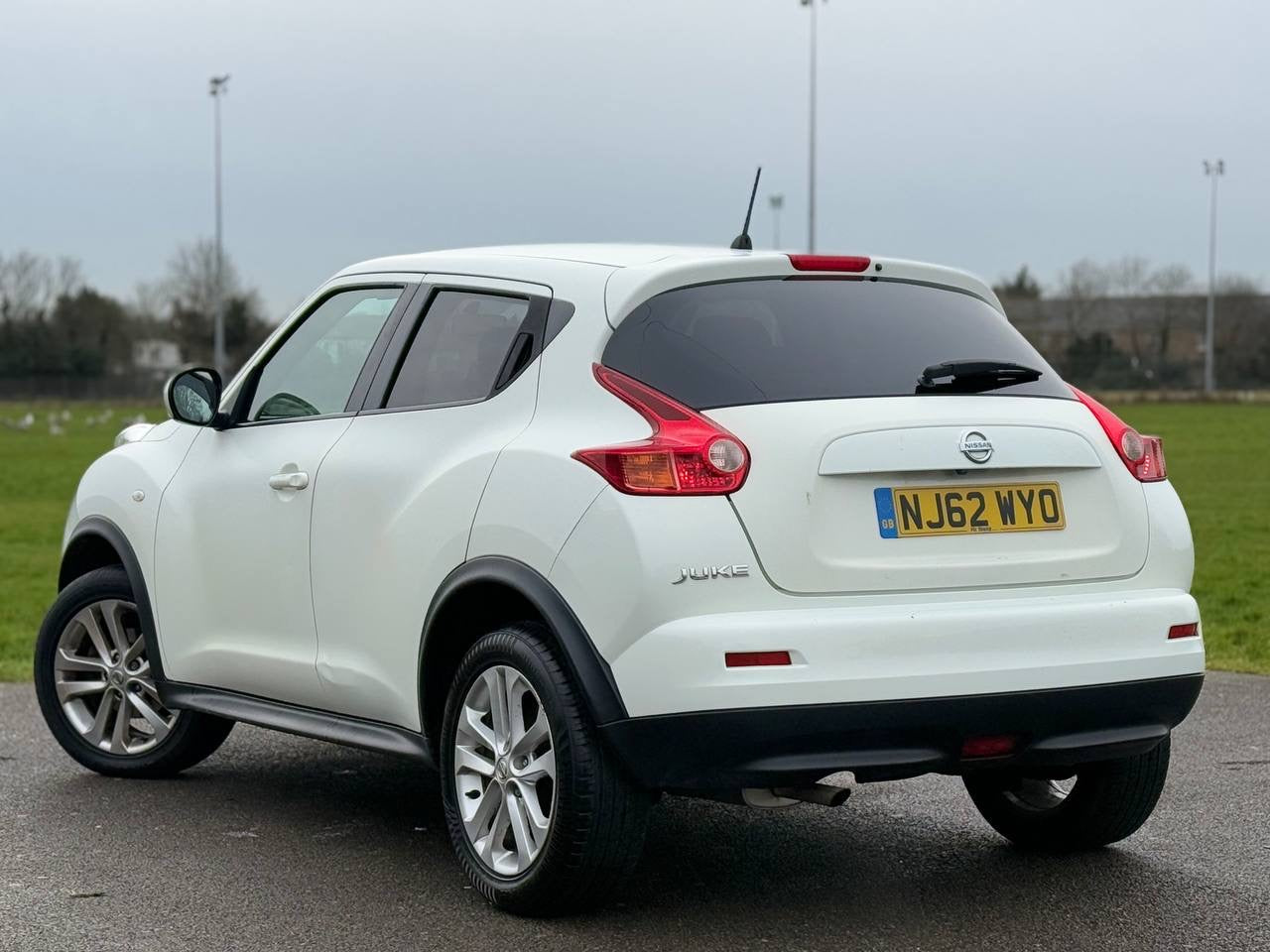 NISSAN JUKE 1.6 Acenta 5dr [Premium Pack]