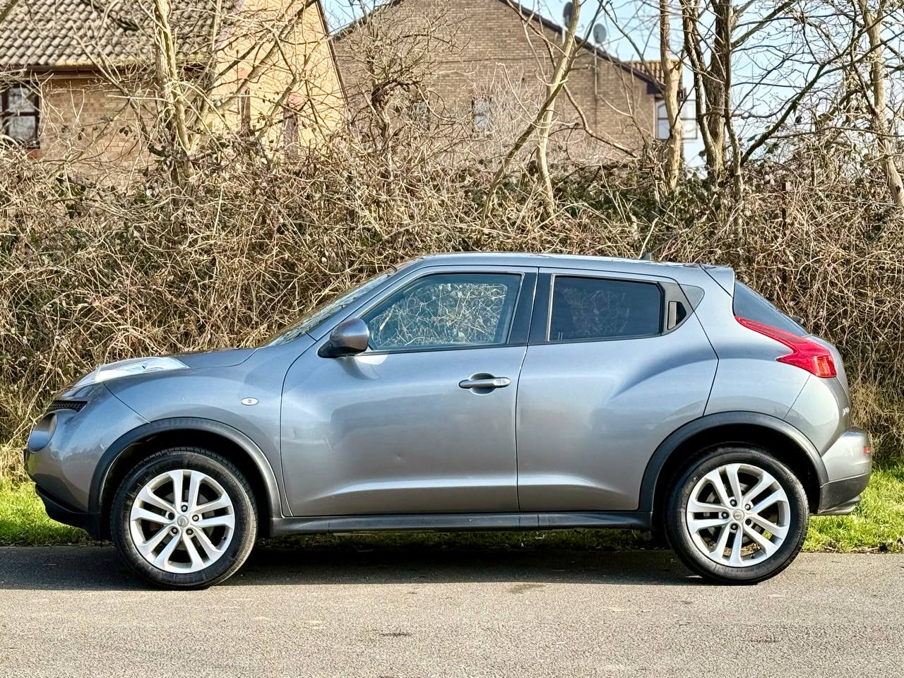 NISSAN JUKE 1.6 Acenta 5dr [Premium Pack]