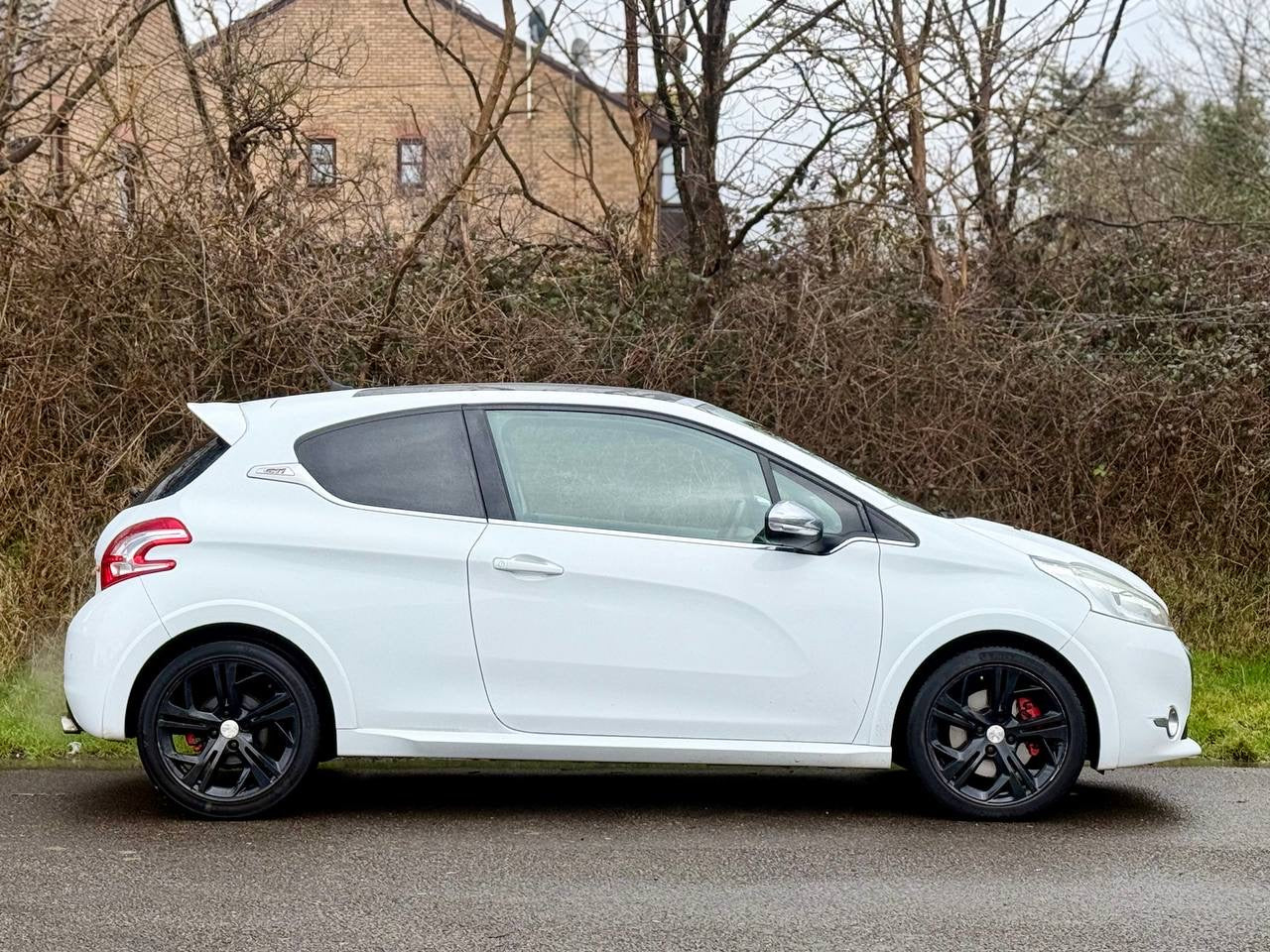 PEUGEOT 208 1.6 THP GTi 3dr