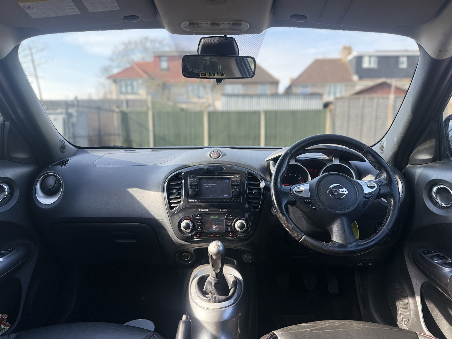 NISSAN JUKE 1.6 Tekna 5dr